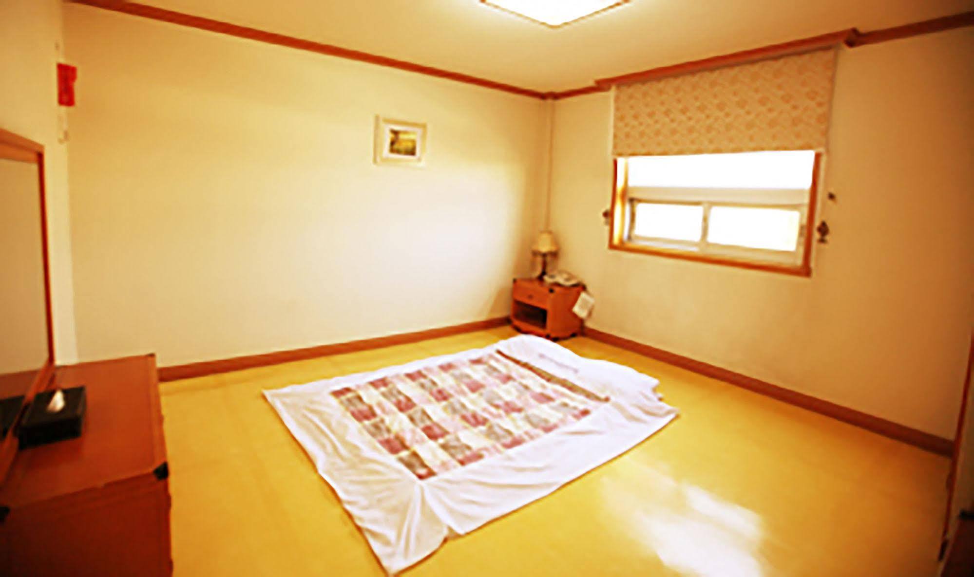 Suncheon Royal Tourist Hotel Exterior photo