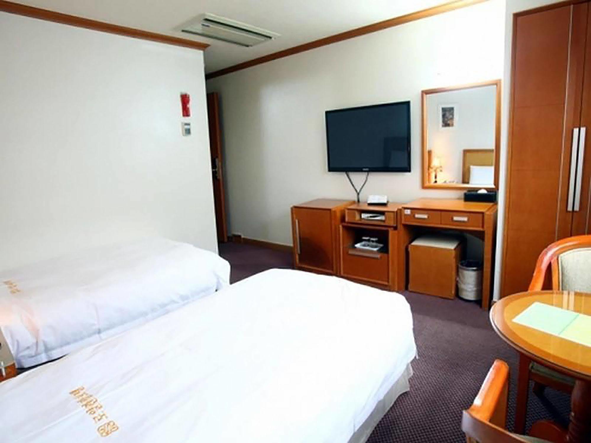Suncheon Royal Tourist Hotel Exterior photo